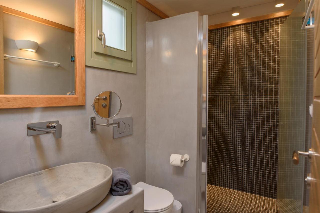 Theasis Suites Amorgos Bagian luar foto