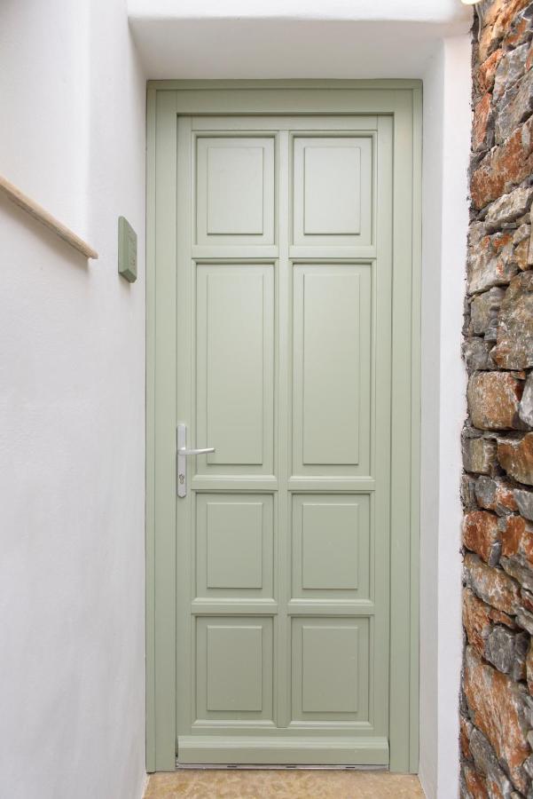 Theasis Suites Amorgos Bagian luar foto
